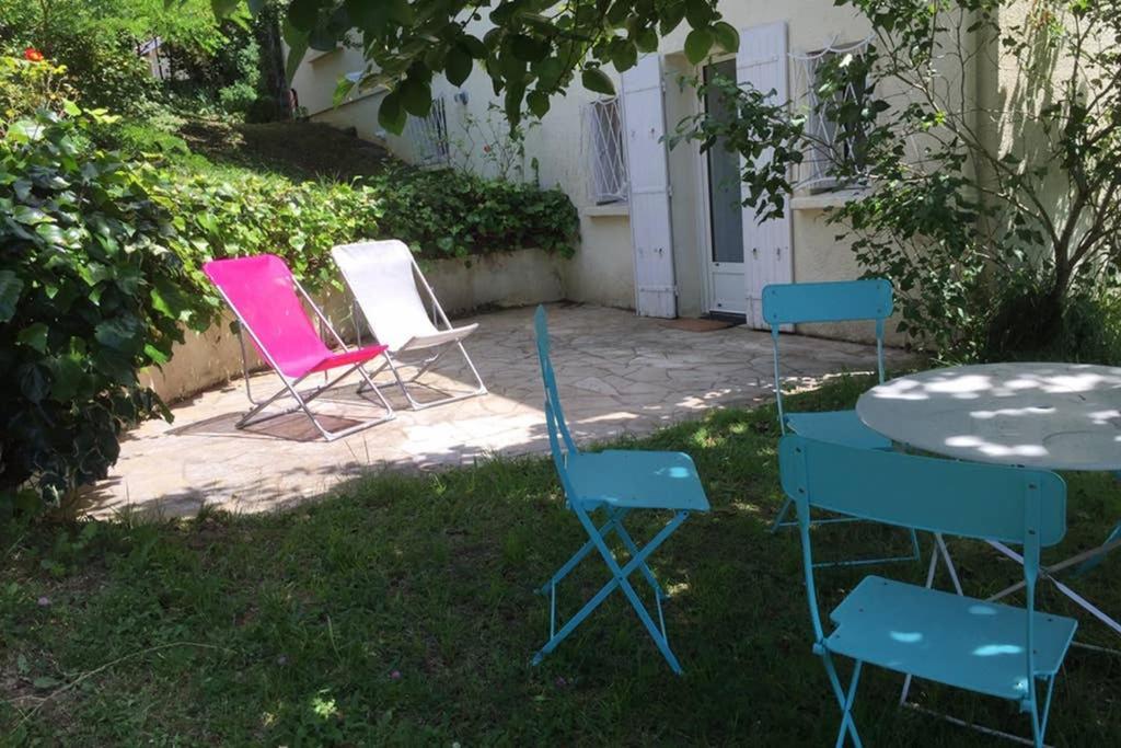 Appartement Avec Vue Panoramique Sur L'Estuaire De La Gironde Plassac  Kültér fotó
