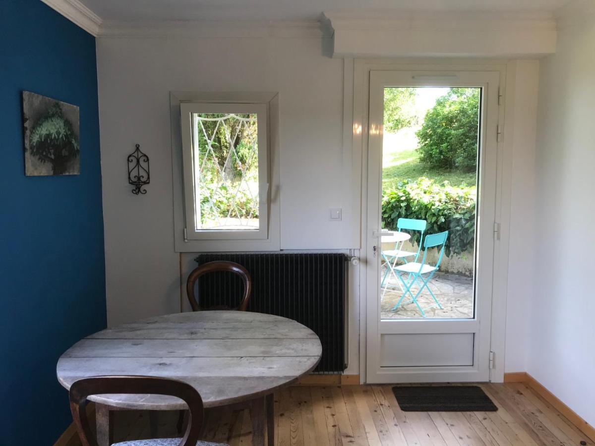 Appartement Avec Vue Panoramique Sur L'Estuaire De La Gironde Plassac  Kültér fotó