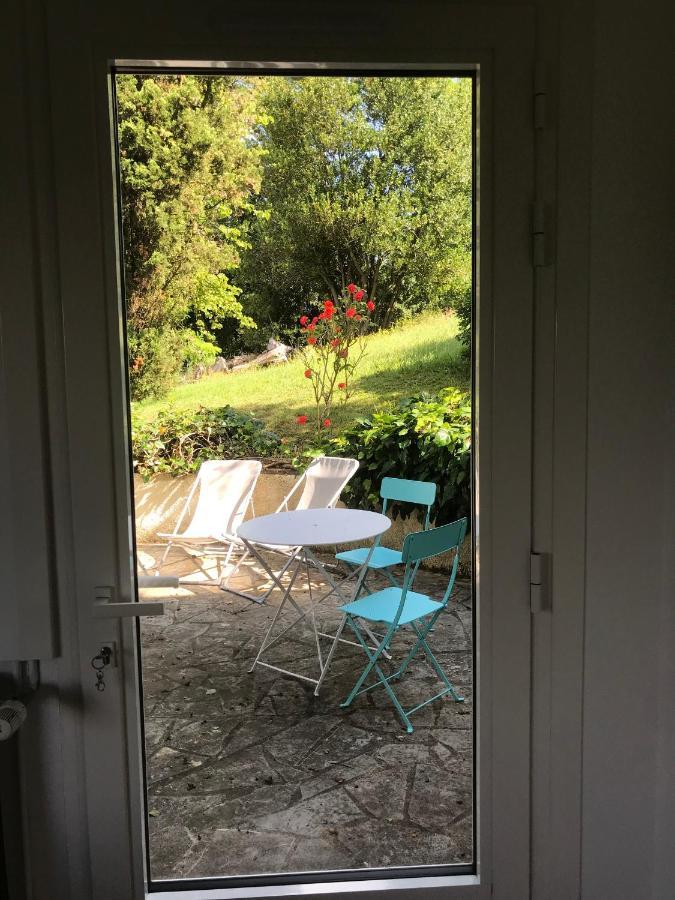 Appartement Avec Vue Panoramique Sur L'Estuaire De La Gironde Plassac  Kültér fotó